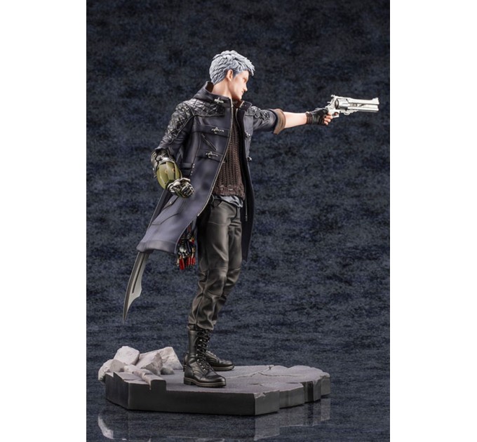 Devil May Cry 5: Nero (Complete Figure)