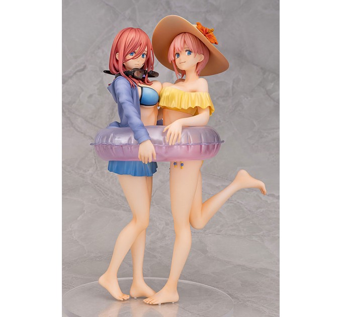 The Quintessential Quintuplets: Ichika Nakano & Miku Nakano (Complete Figure)