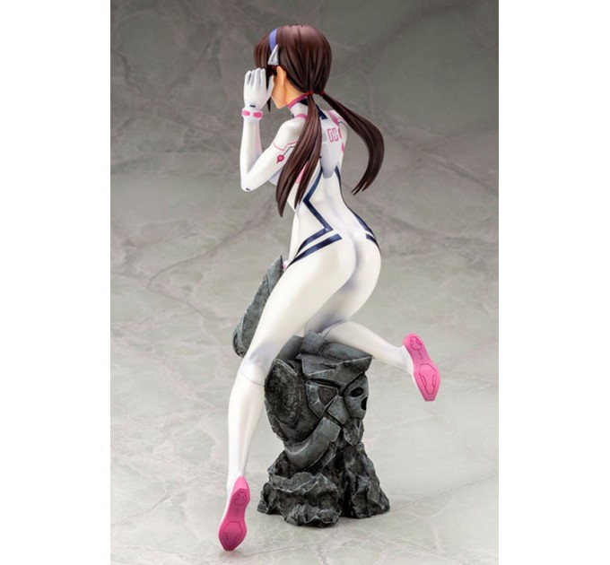 Evangelion: 3.0+1.0 Thrice Upon a Time Mari Makinami Illustrious White Plugsuit ver. (Complete Figure)