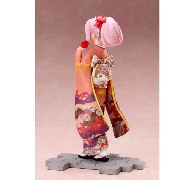 Yuru Camp: Nadeshiko Kagamihara Furisode (Complete Figure)