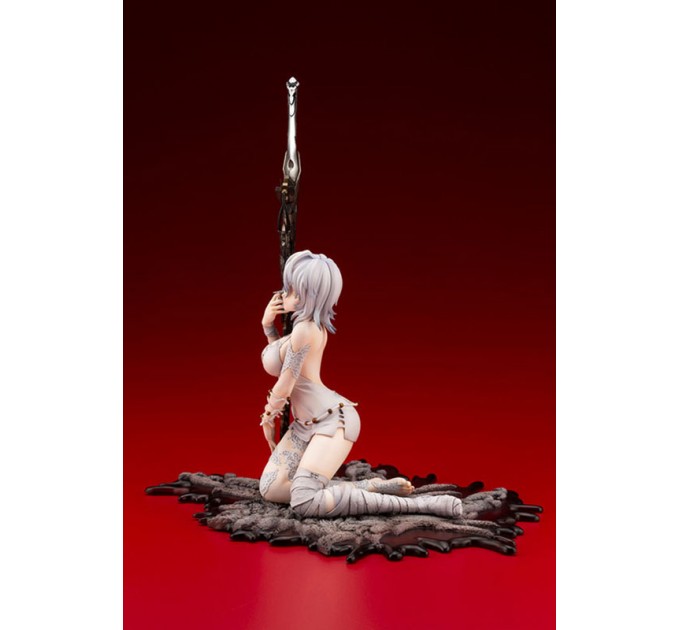 Code Vein: Sword Snuggling Io (Complete Figure)