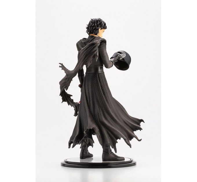 Star Wars The Force Awakens: Kylo Ren Cloaked in Shadows (Complete Figure)