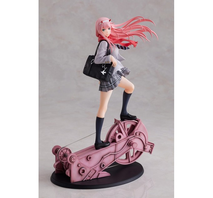 Darling in The Franxx: Zero Two Uniform Ver. (Complete Figure)