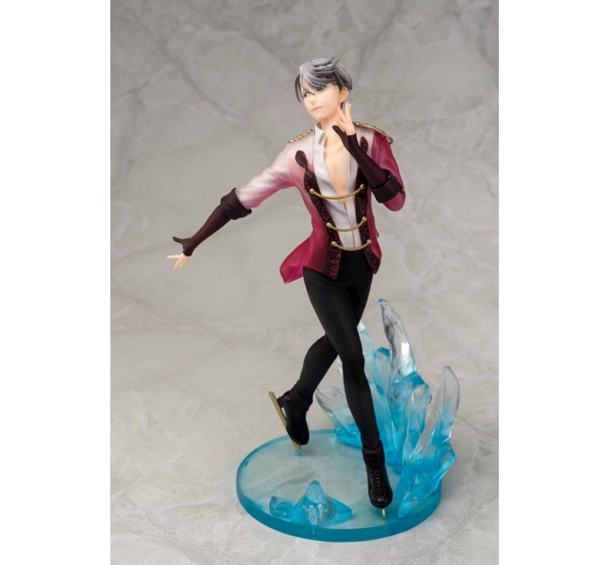 Yuri on Ice: Victor Nikiforov (Complete Figure)